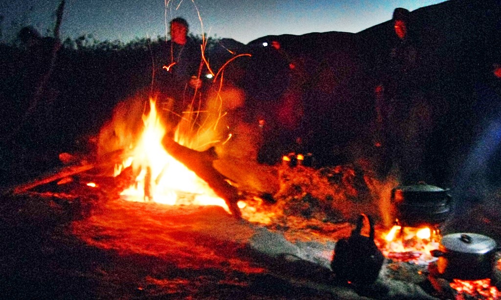 raftcamps_!allnew 1024 campfire11 DSCF1932_riverman